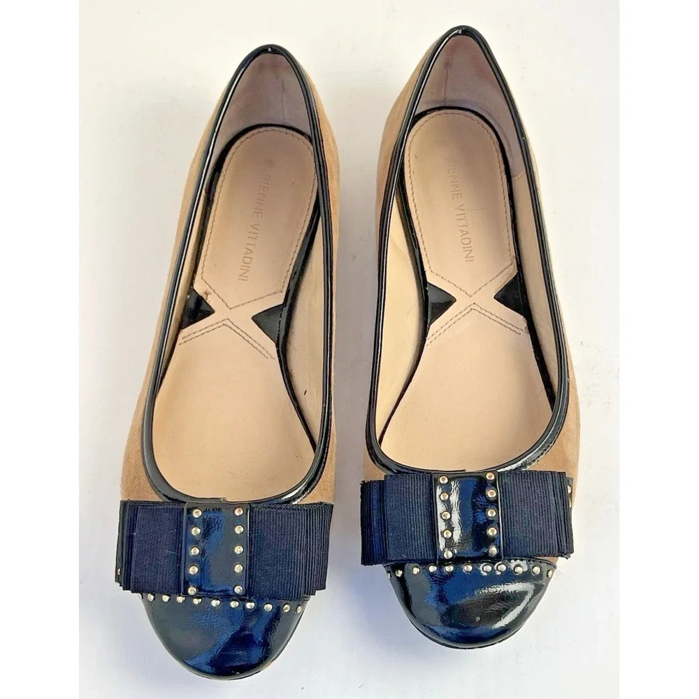 Adrienne Vittadini Tan Suede Black Patent Bow Ballet Flats Womens Size 7.5